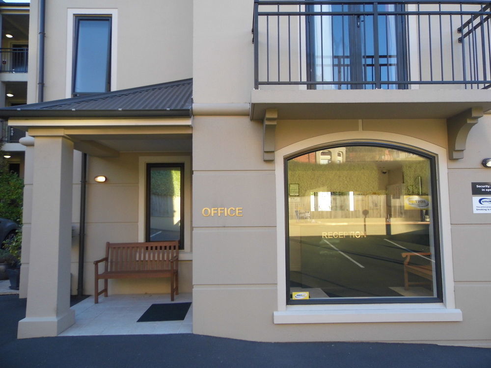 Motel On York Dunedin Exteriör bild